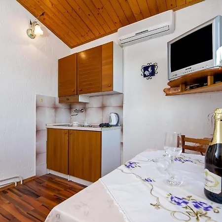 Apartment Fuer 2 Personen Ca 25 Qm In Rovinj, Istrien Istrische Riviera Rovinj